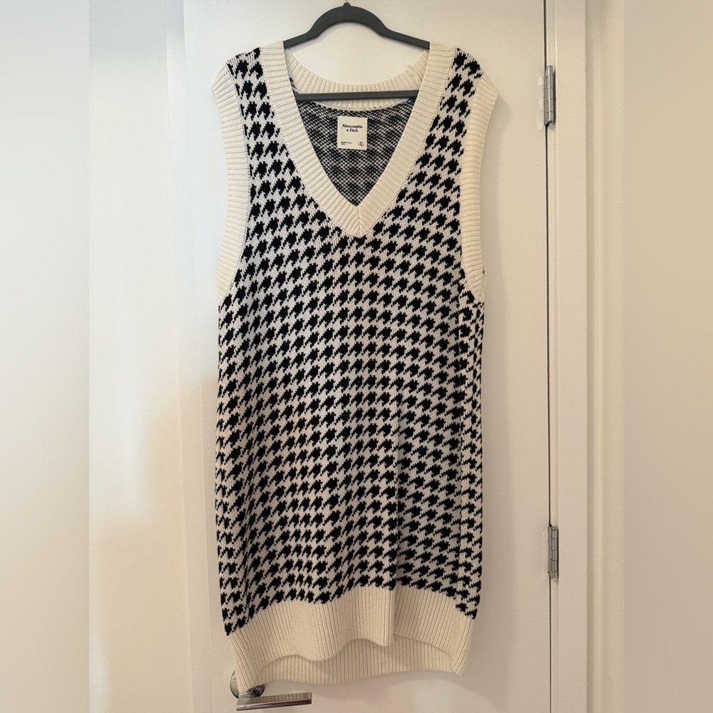 Abercrombie & Fitch sweater dress
